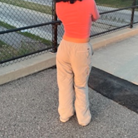 Guide Series Cargos - Picture 4 of 5